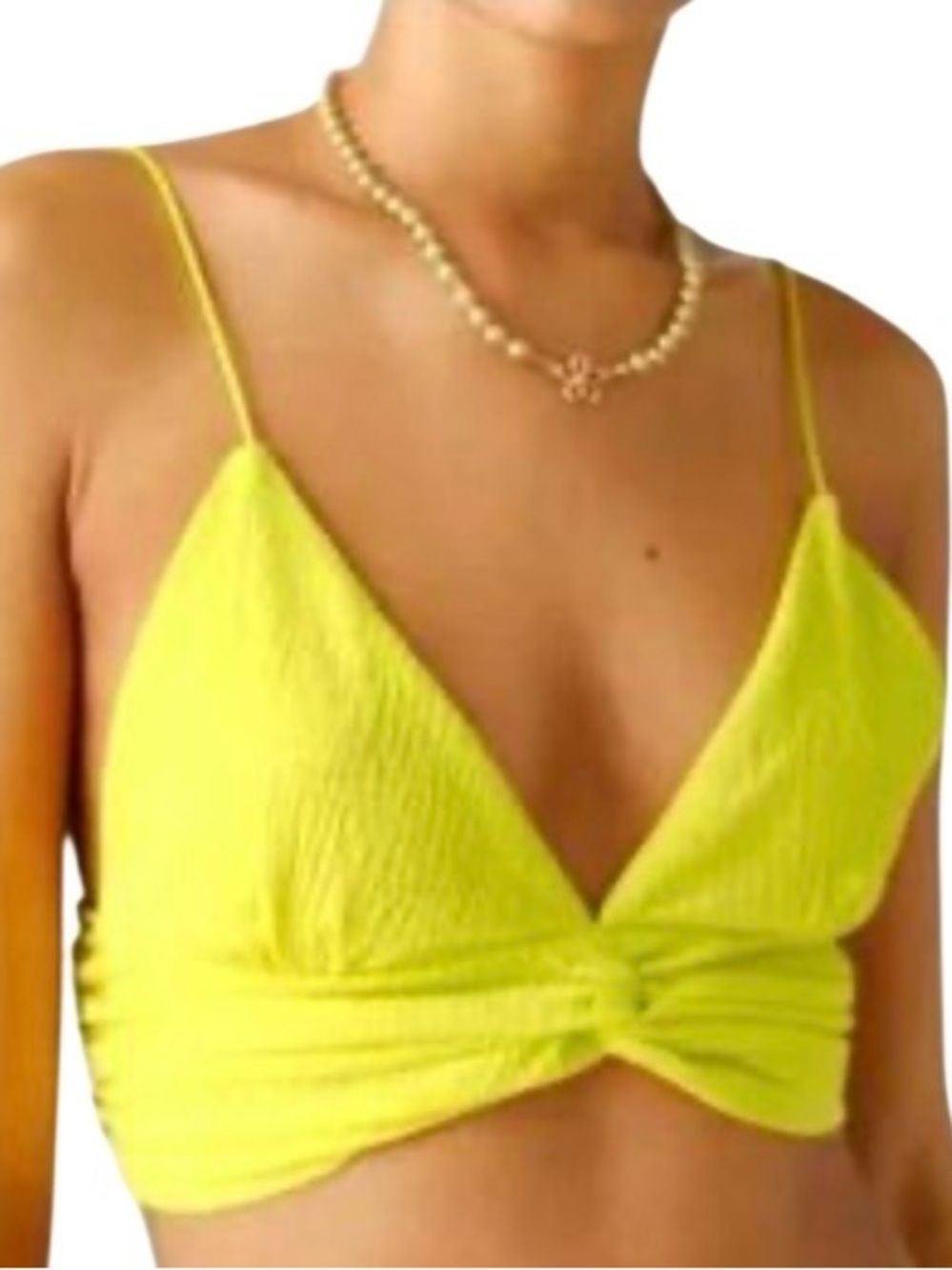 Urban Outfitters Out From Under
Neon Lime‎ Twist Front Bralette
Crop Top Size S